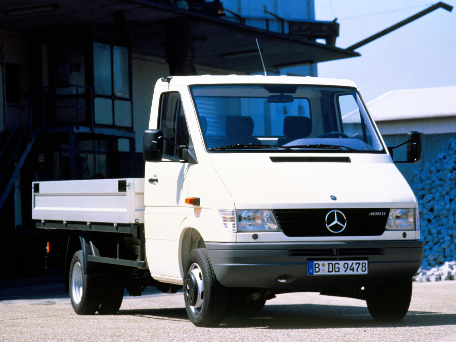 Mercedes Benz Sprinter 408