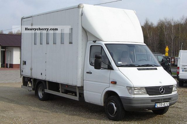 Mercedes Benz Sprinter 412