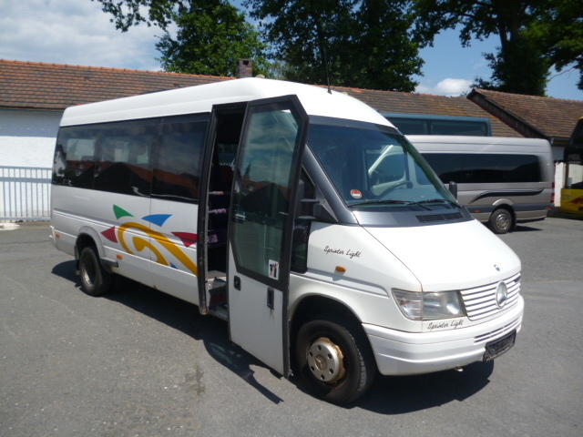 Mercedes Benz Sprinter 412d Mercedes Benz Sprinter 412d