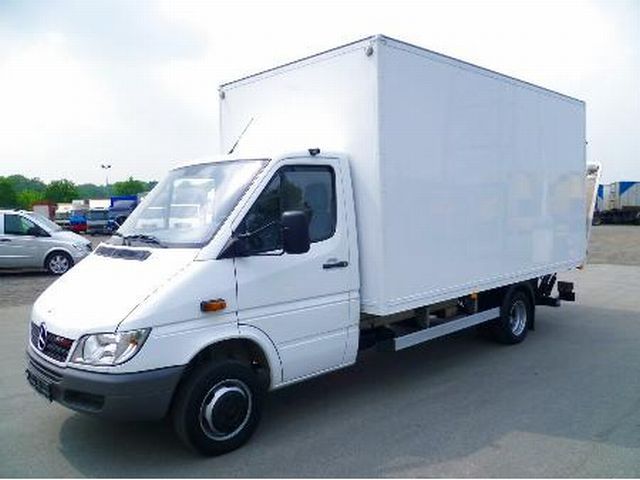 Mercedes Benz Sprinter 413
