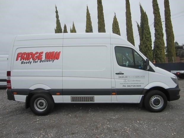 Mercedes Benz Sprinter 416