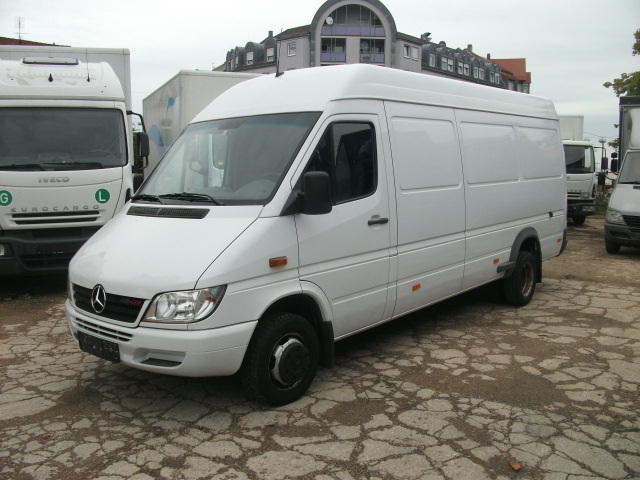 Mercedes Benz Sprinter 416