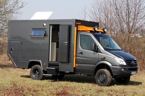 Mercedes Benz Sprinter Camper 4x4