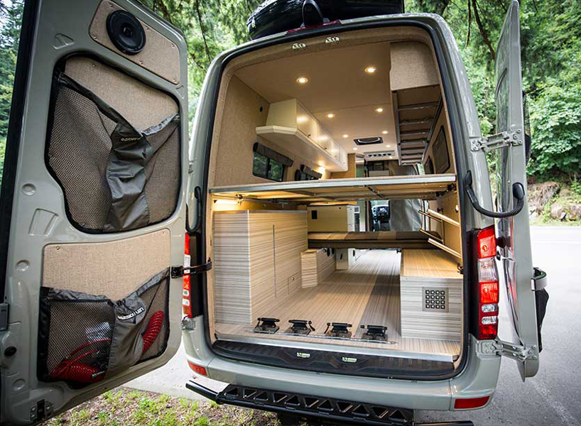 Mercedes Benz Sprinter Camper 4x4