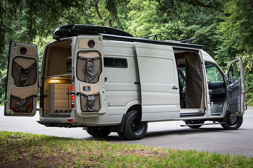 Mercedes Benz Sprinter Camper 4x4