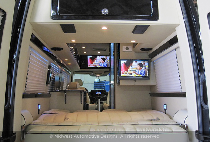 Mercedes Benz Sprinter Camper Van