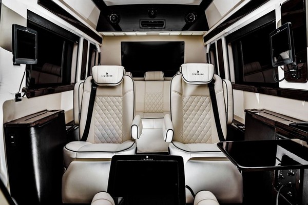 Mercedes Benz Sprinter Luxury Van
