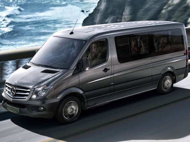 Mercedes Benz Sprinter Passenger Van 2500