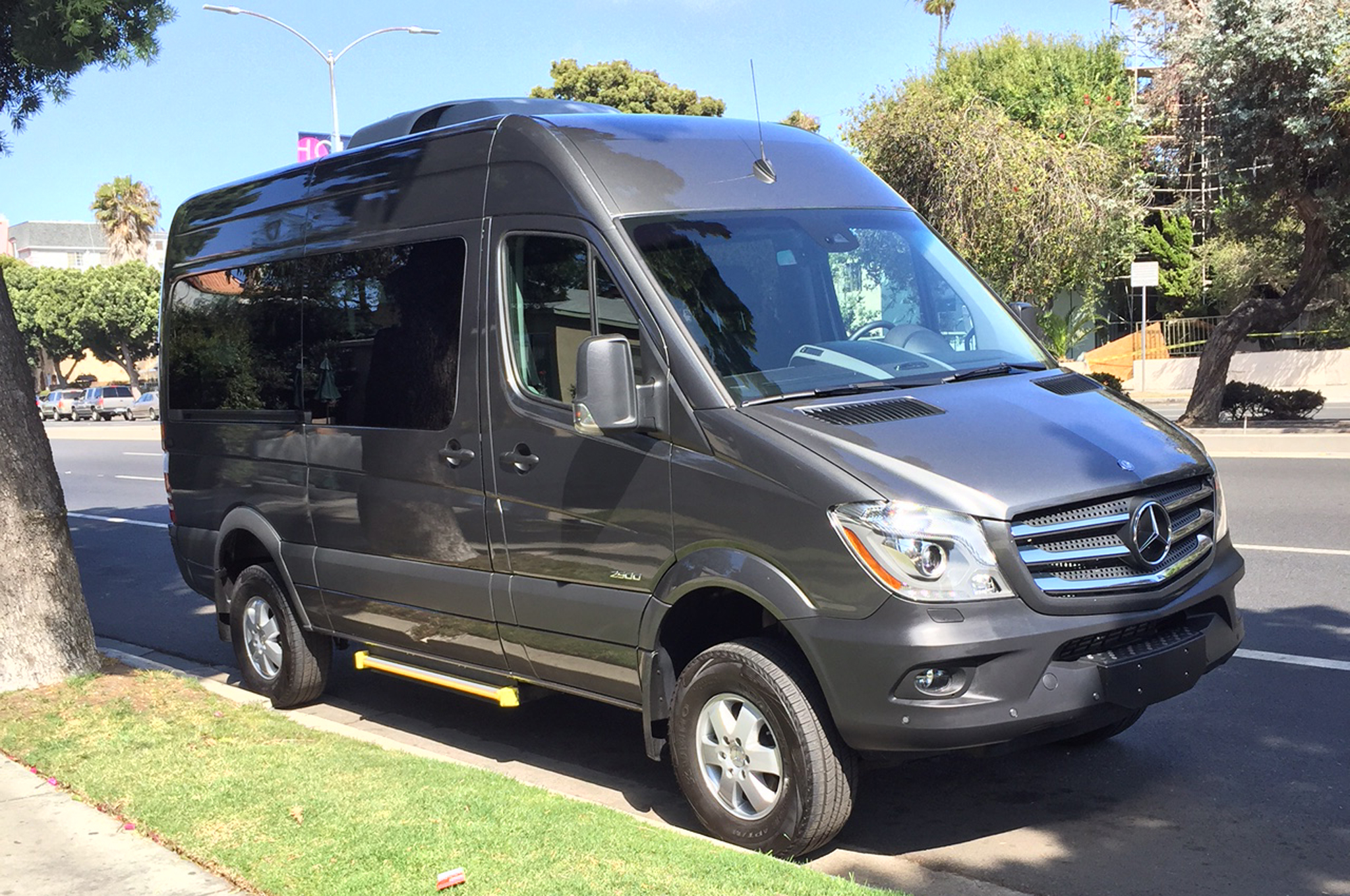 Mercedes Benz Sprinter Van 4x4