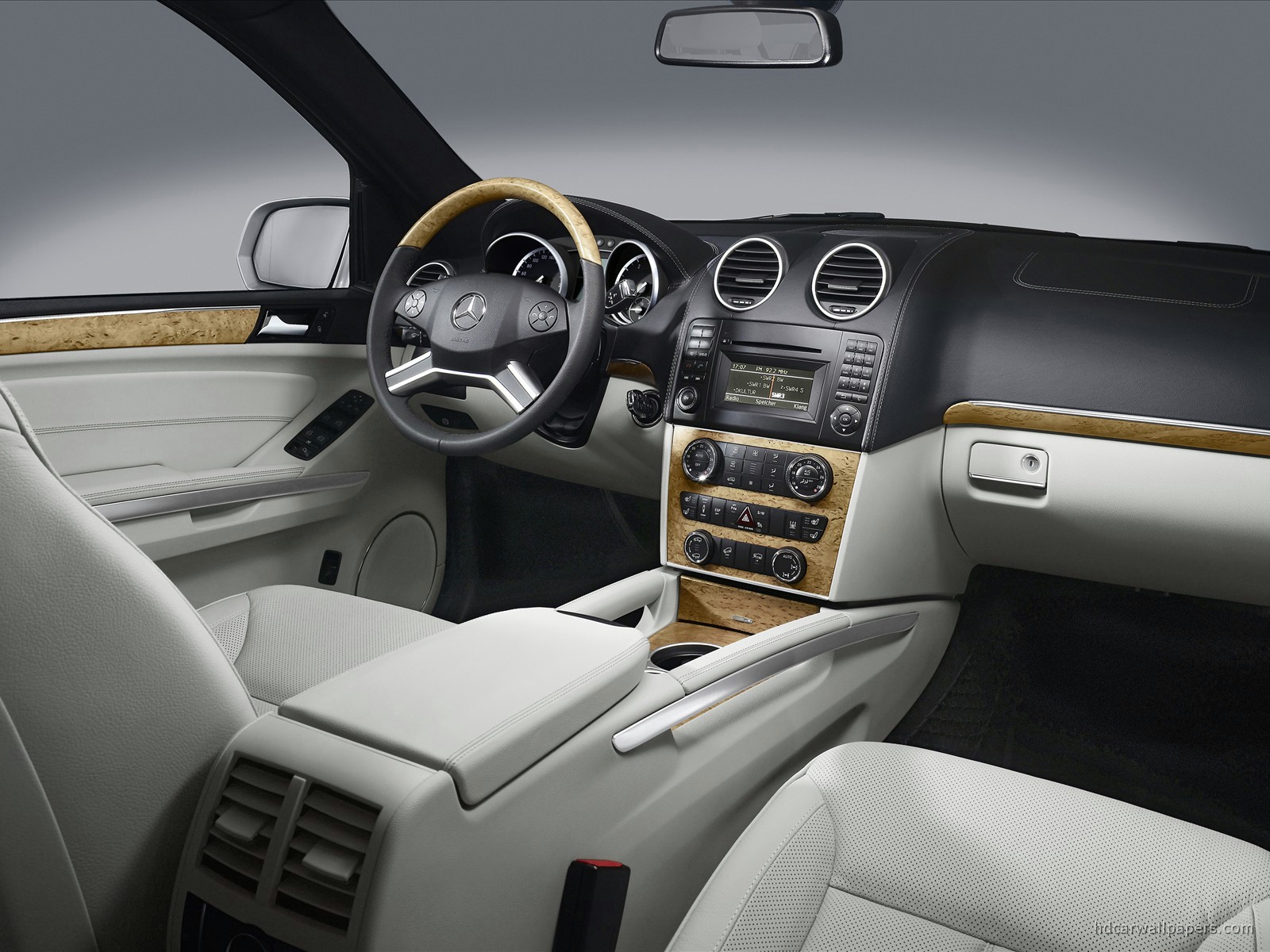 Mercedes Benz Suv