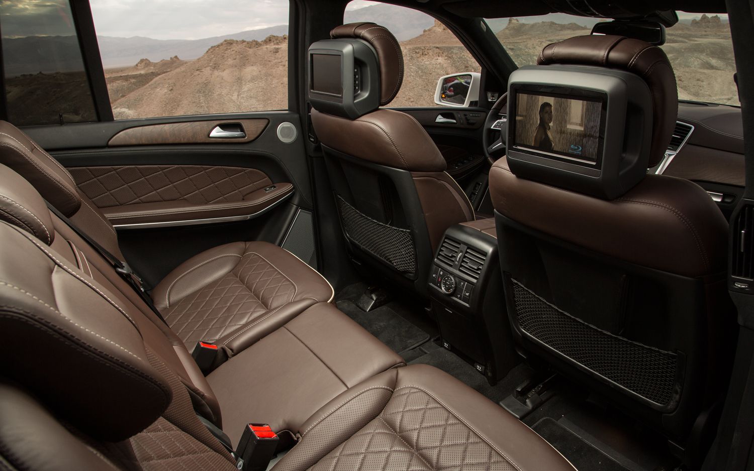 Mercedes Benz Suv 550