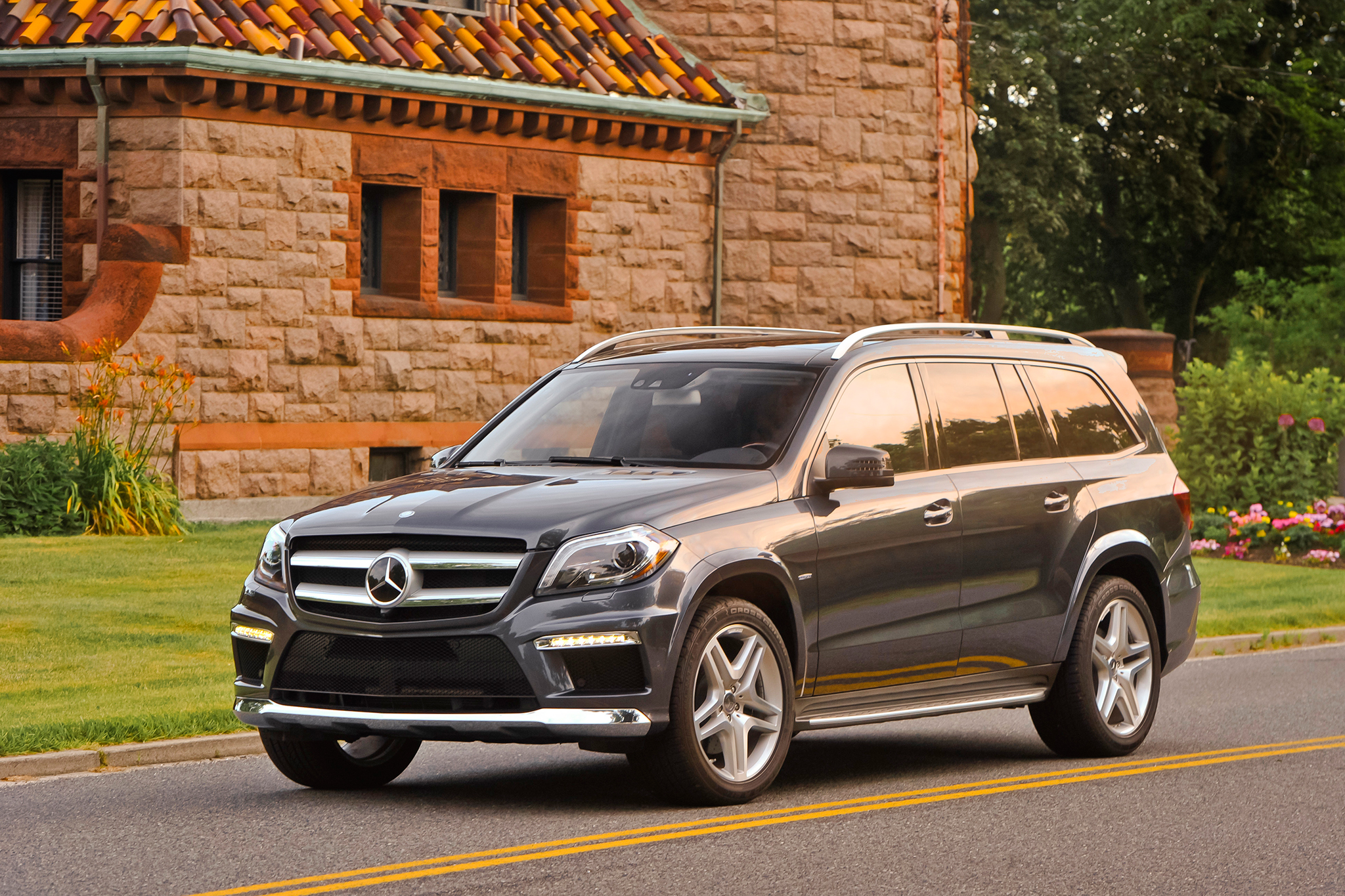 Mercedes Benz Suv 550