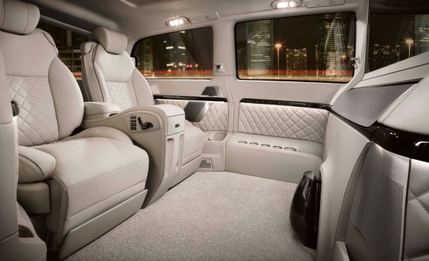Mercedes Benz Viano Van