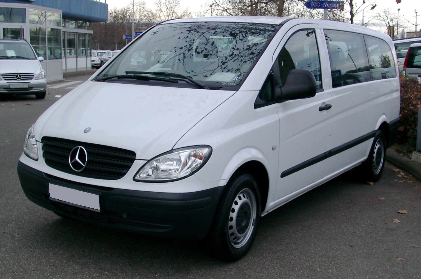 Mercedes Benz Vito 109