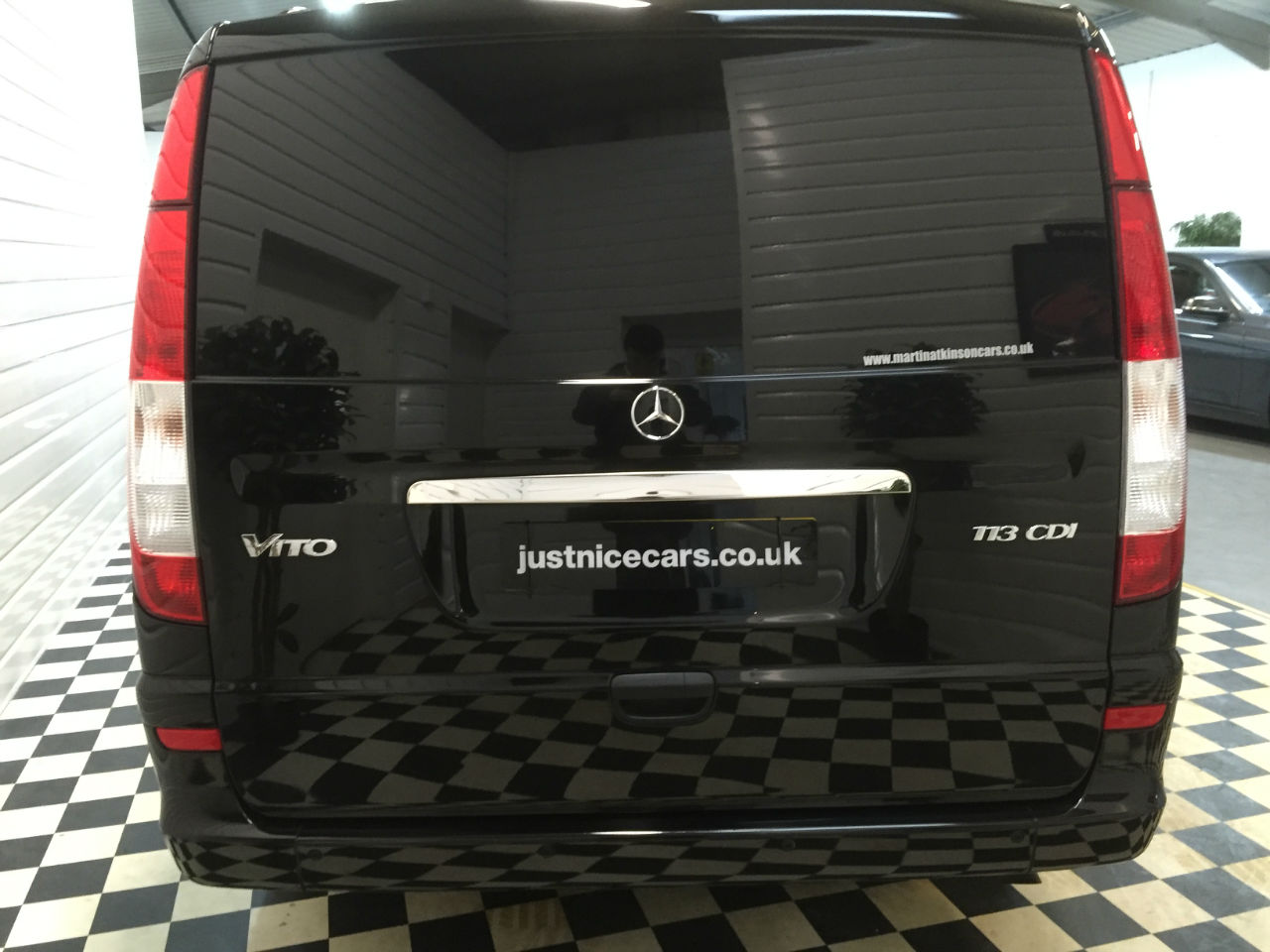 Mercedes Benz Vito 6 Seater