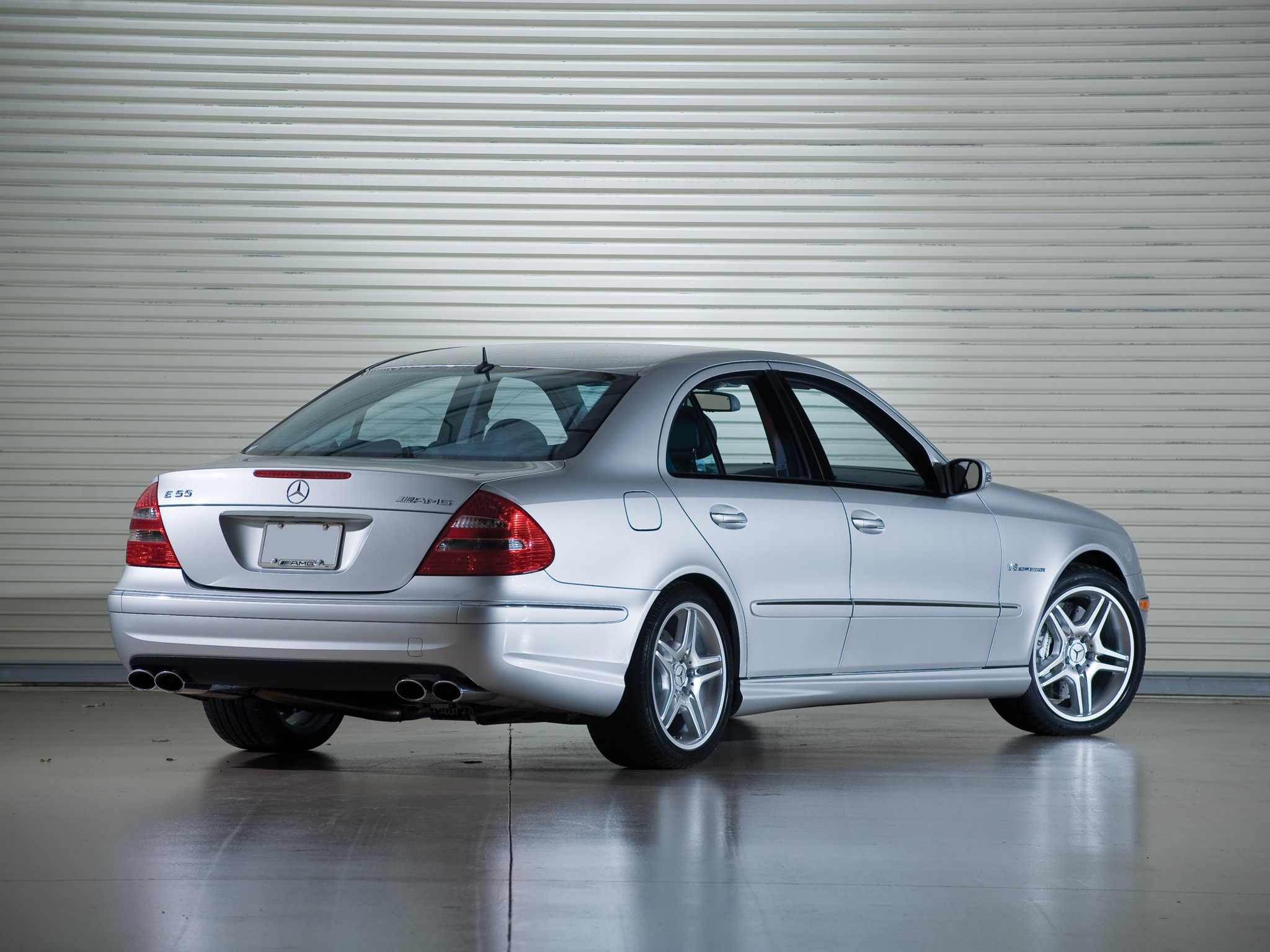 Mercedes Benz W211 2003