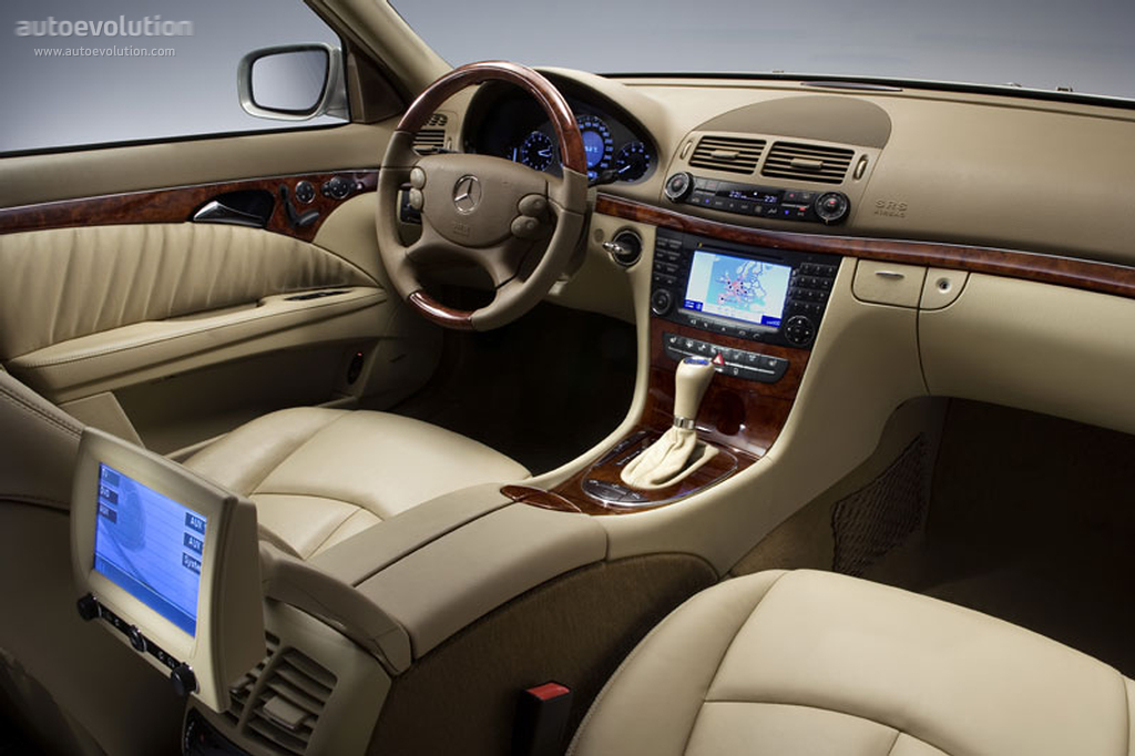 Mercedes Benz W211 2008