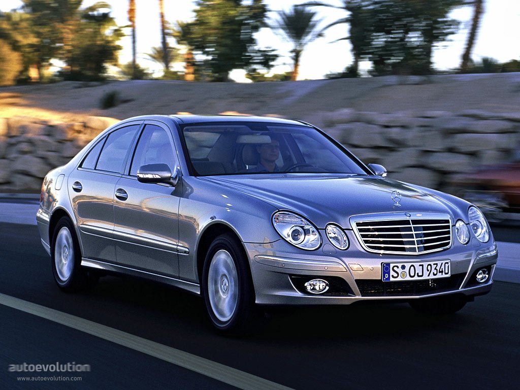 Mercedes Benz W211