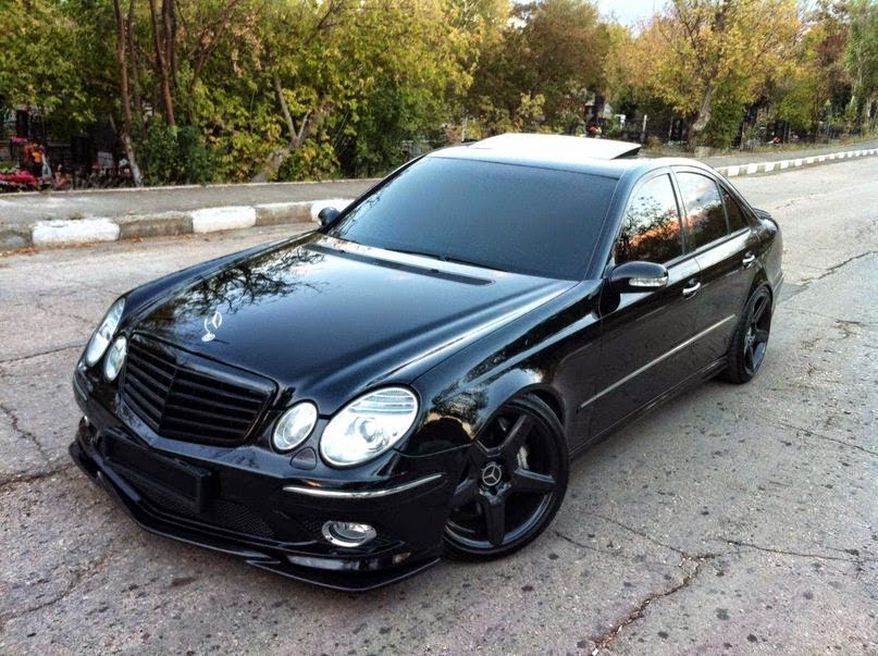 Mercedes Benz W211 Amg