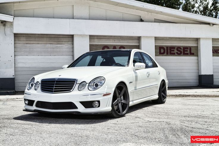 Mercedes Benz W211 Amg