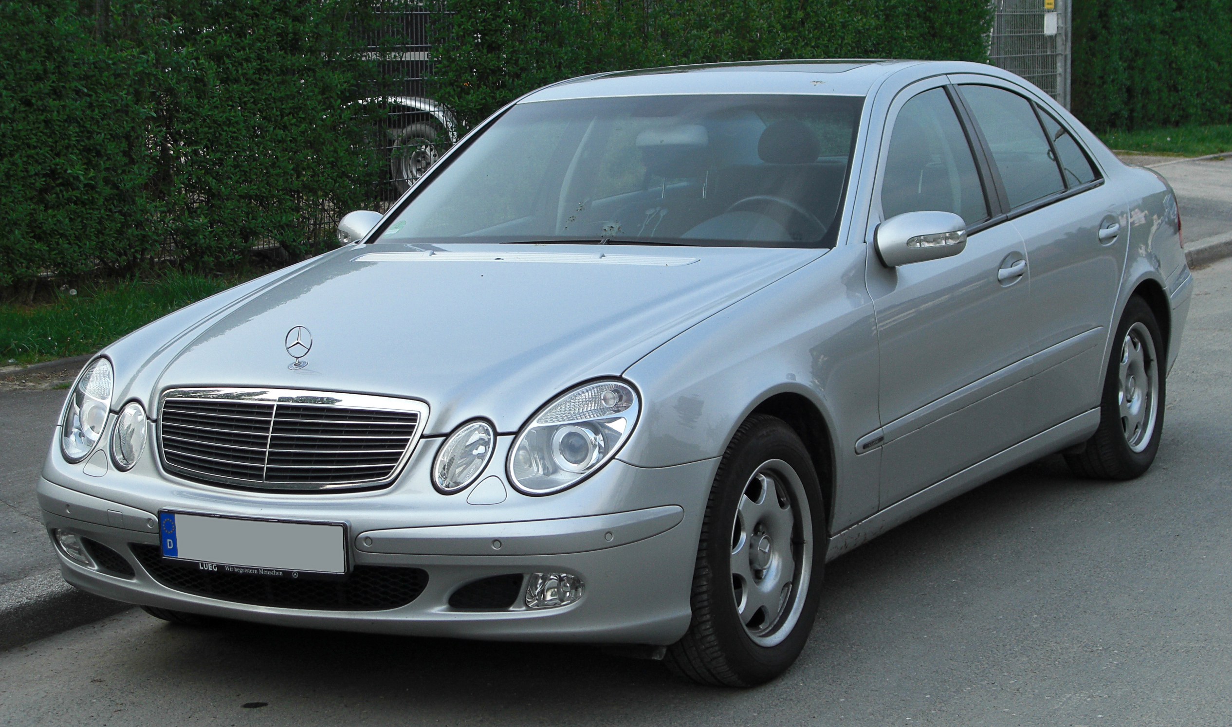 Mercedes Benz W211 Coupe