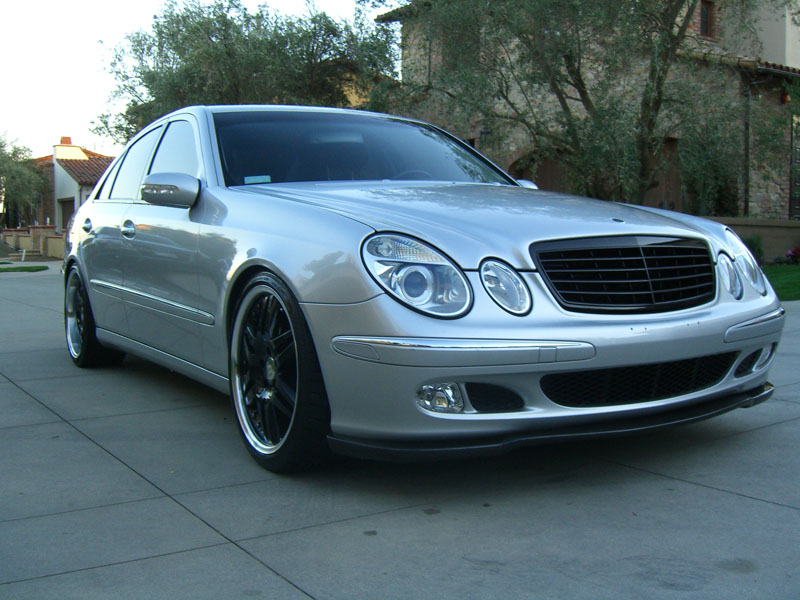 Mercedes Benz W211 E320
