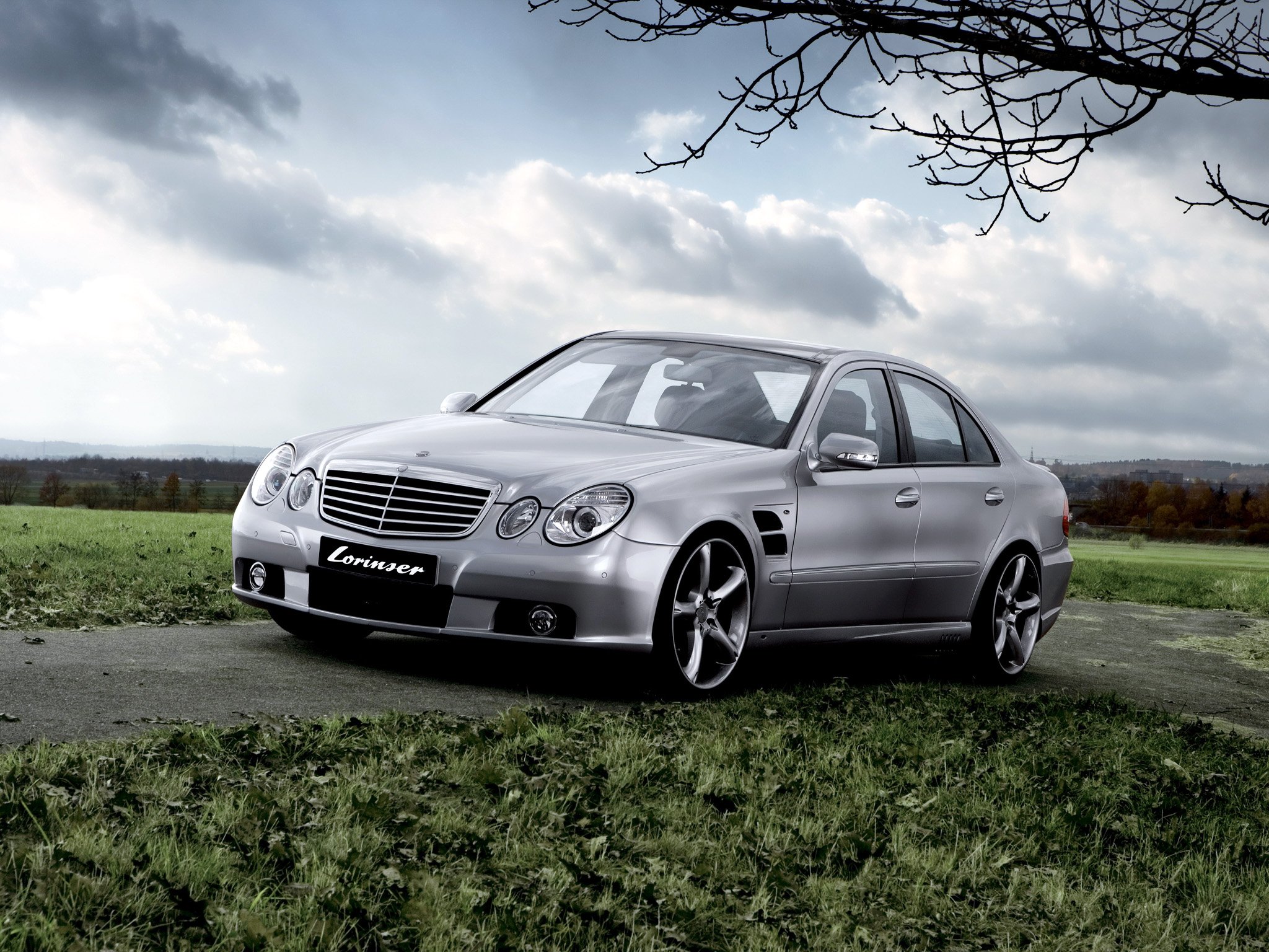 Mercedes Benz W211 Modified
