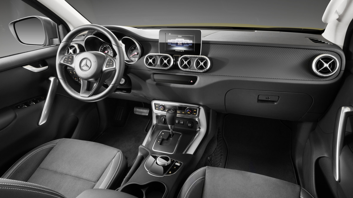Mercedes Benz X Class Black