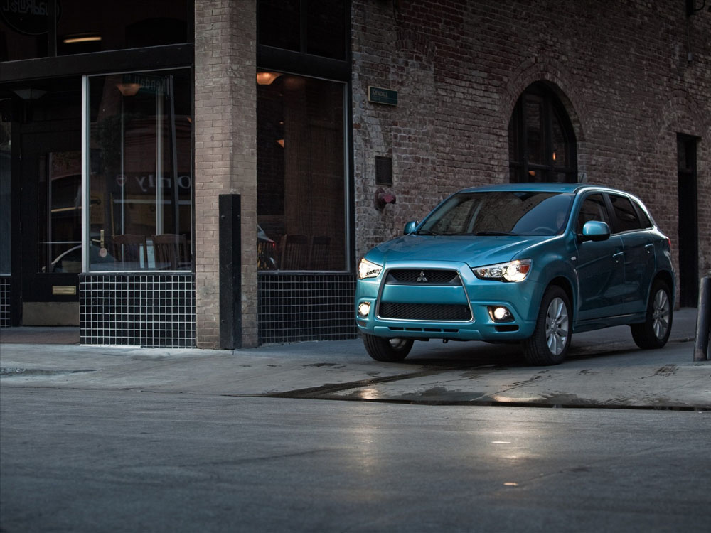 Mitsubishi CUV
