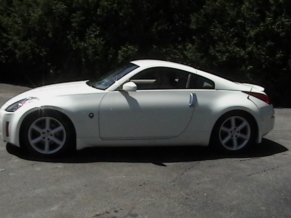 Nissan 350z White