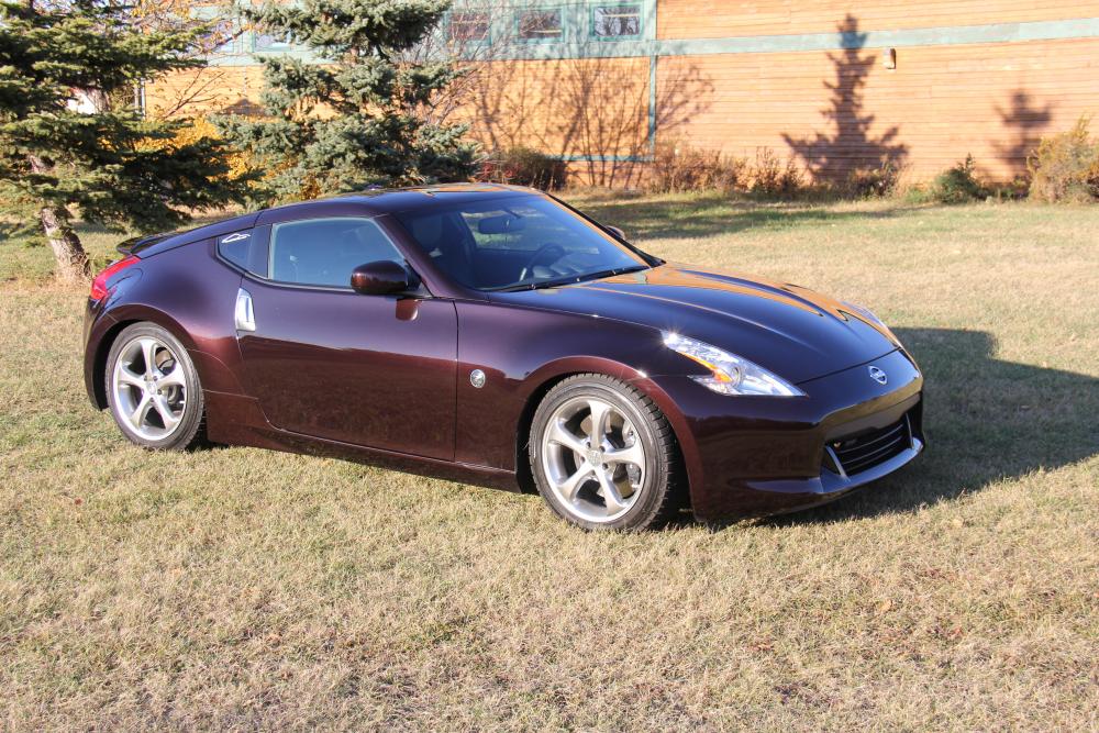 Nissan 370z Black Cherry
