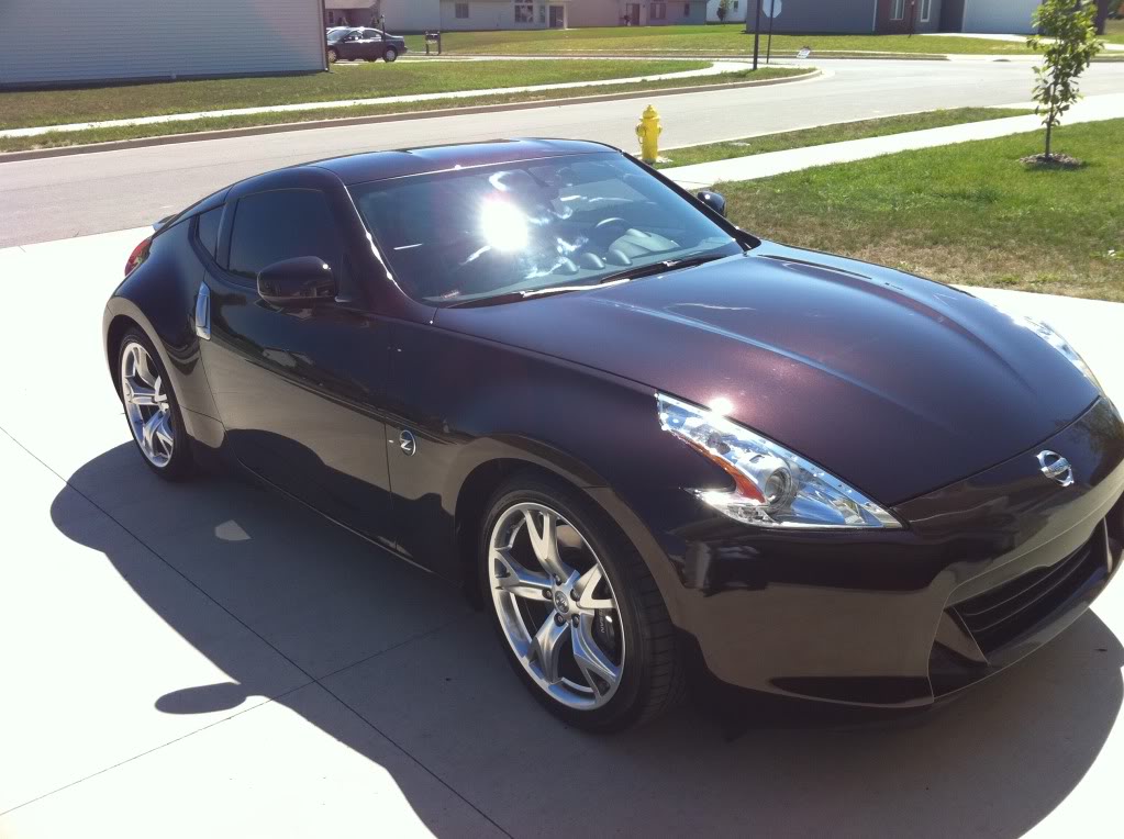 Nissan 370z Black Cherry