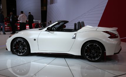 Nissan 370z Hardtop Convertible