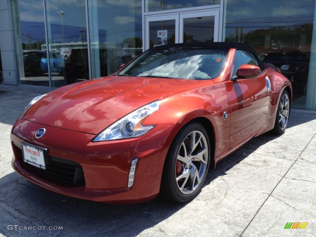 Nissan 370z Magma Red
