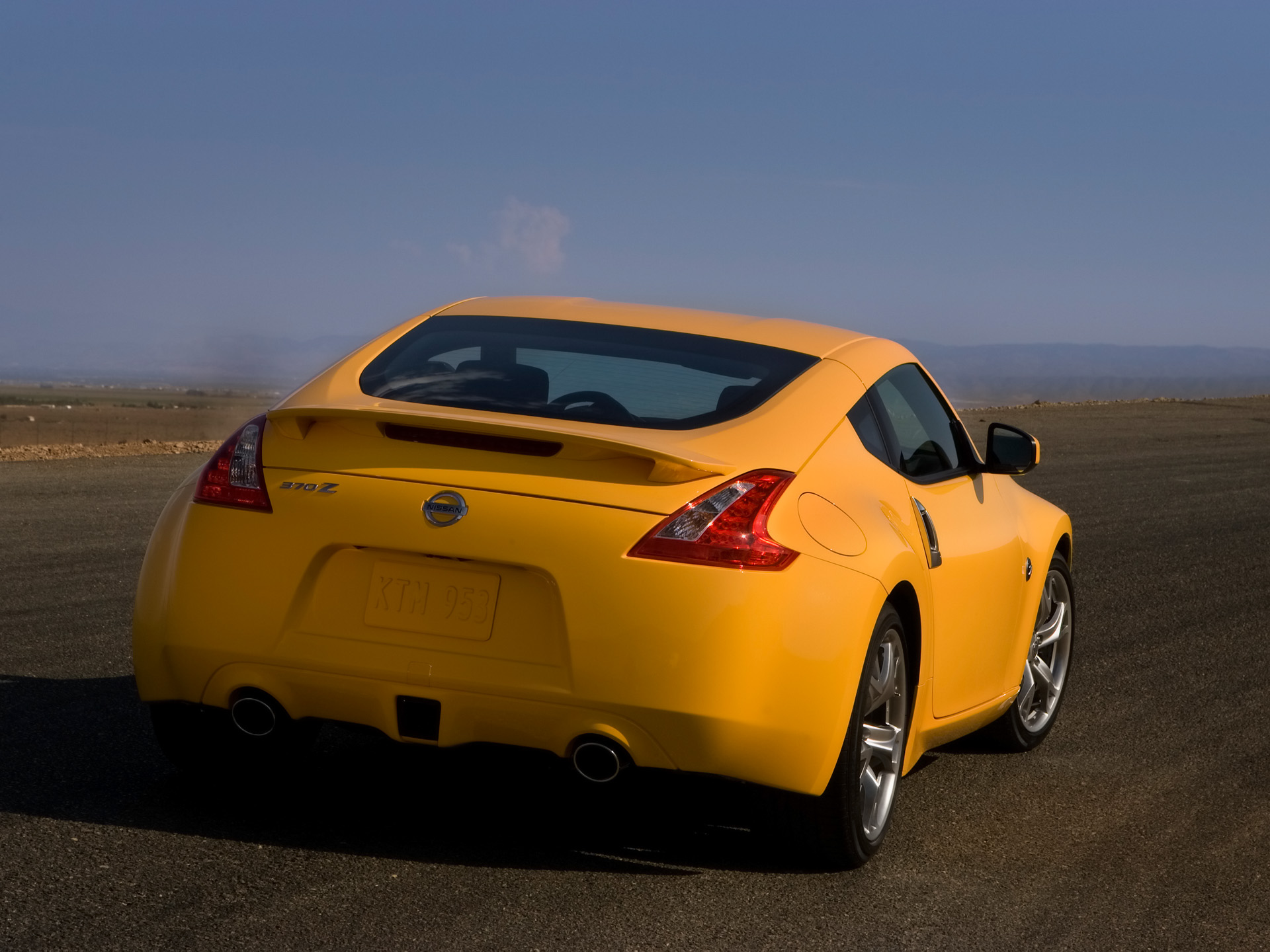 Nissan 370z Yellow