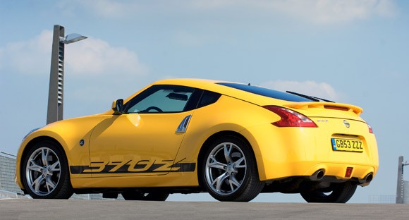 Nissan 370z Yellow