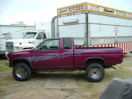 Nissan 4x4 Pick Up