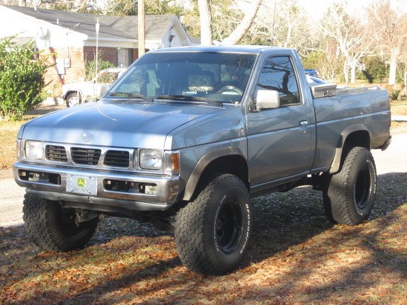 Nissan 4x4 Pickup