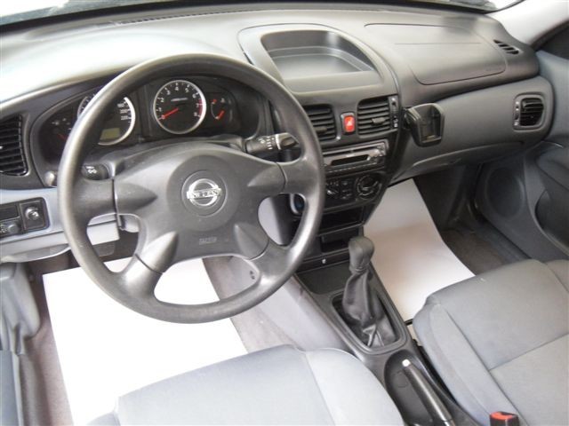Nissan Almera 1.5 Visia