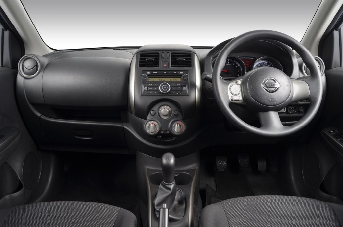 Nissan Almera 1.5 Visia