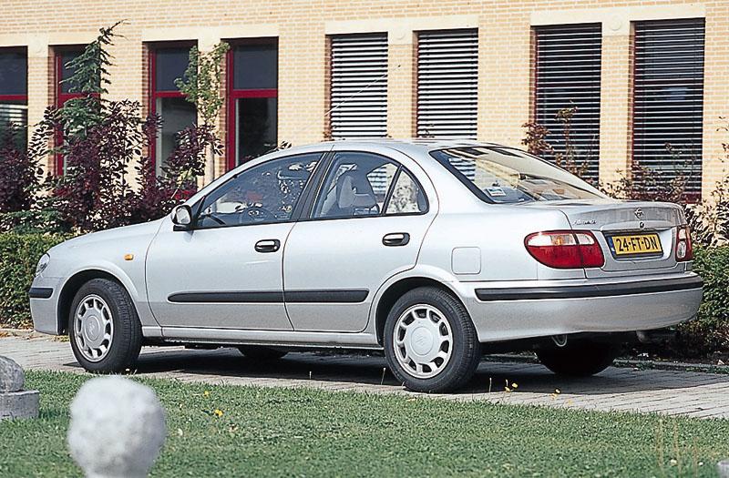 Nissan Almera 1.8 Luxury