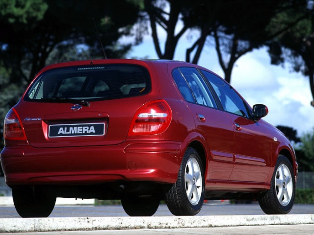 Nissan Almera 1.8 Luxury