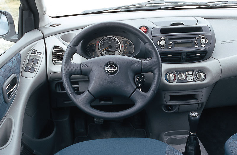 Nissan Almera 1.8 Luxury