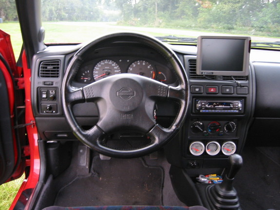 Nissan Almera 1996