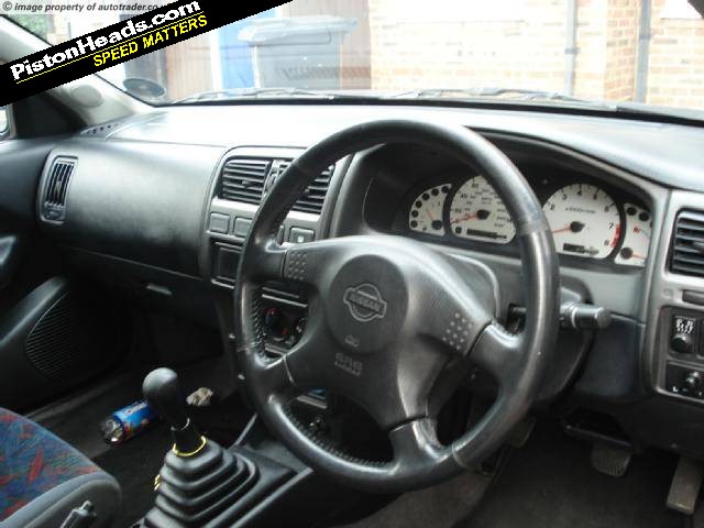 Nissan Almera 1998