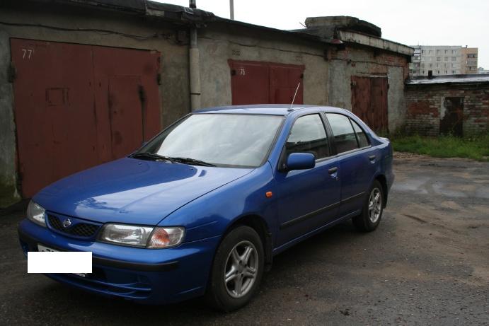 Nissan Almera 1999