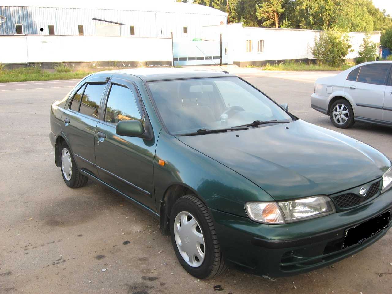 Nissan Almera 1999