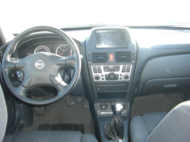 Nissan Almera 2.2 Dci
