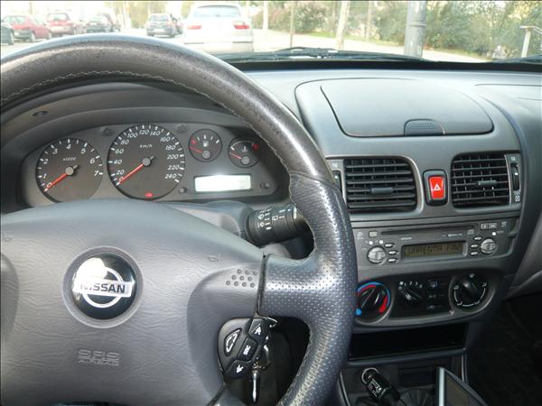 Nissan Almera 2.2 Di
