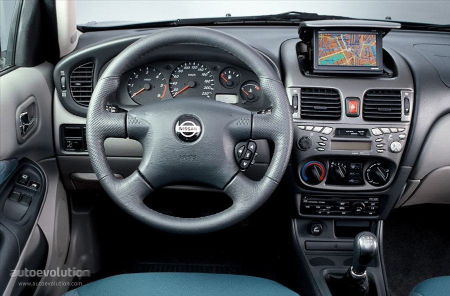 Nissan Almera 2.2